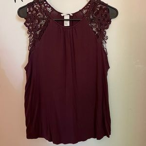 Nice tank dress shirt with lace accent